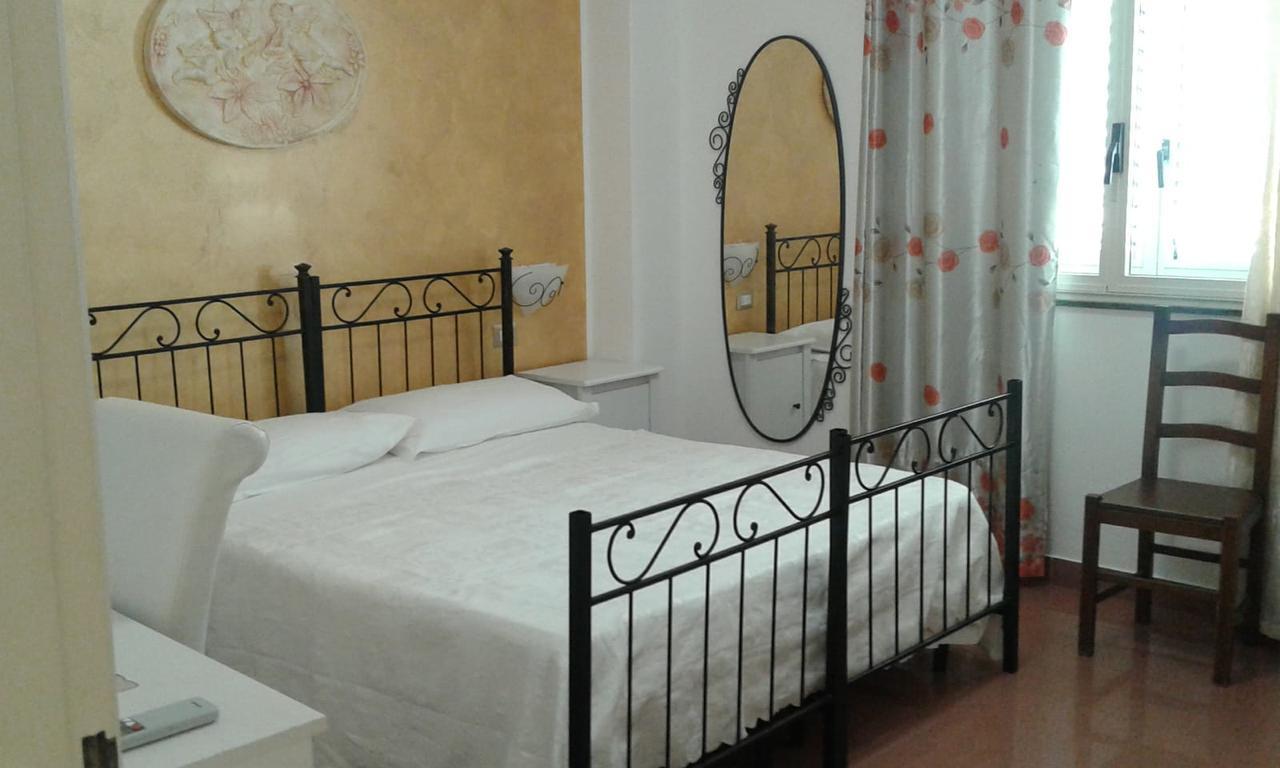 Pensione S. Antonio Ristorante Silvia Furci Siculo Ngoại thất bức ảnh