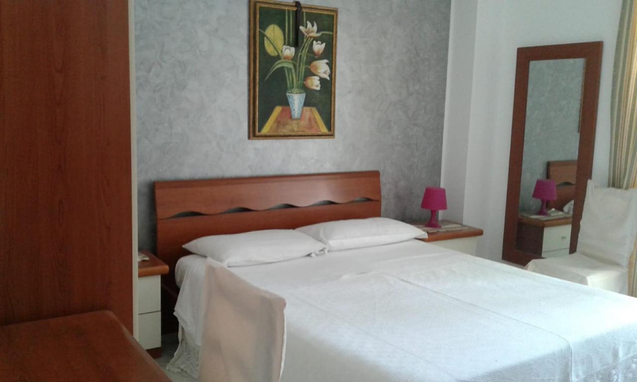 Pensione S. Antonio Ristorante Silvia Furci Siculo Ngoại thất bức ảnh